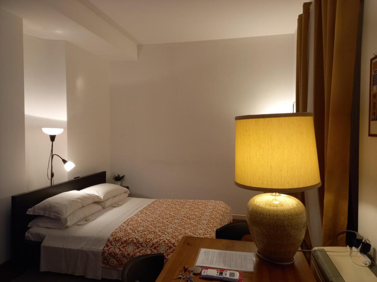 Corso Venezia 33 Milano Exteriör bild